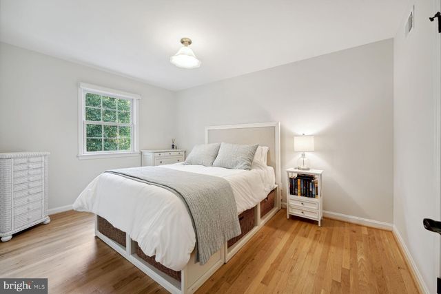 $927,500 | 1610 Dunterry Place, McLean, VA 22101