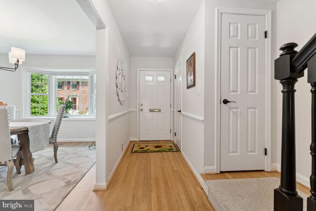 $927,500 | 1610 Dunterry Place, McLean, VA 22101