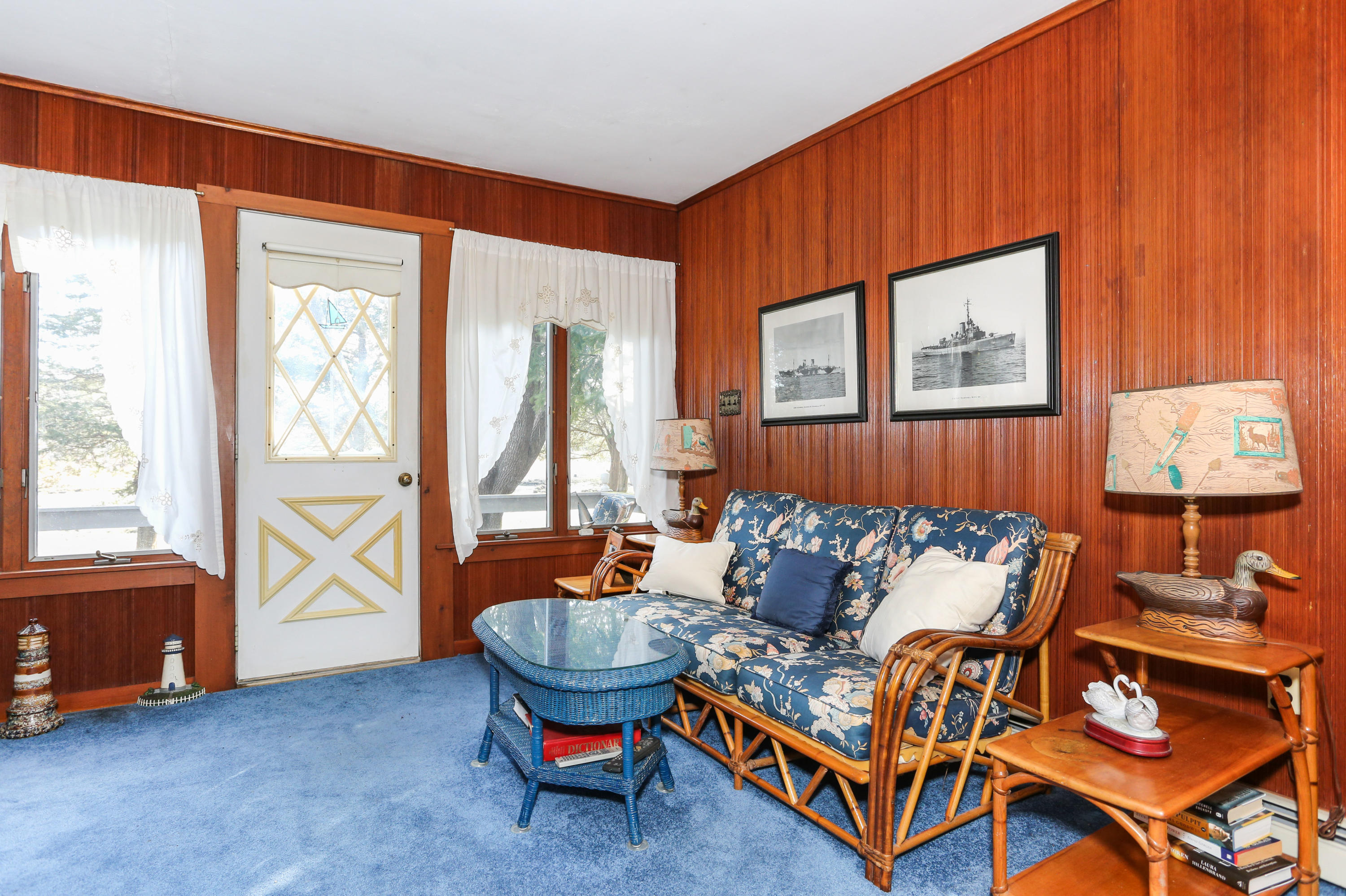 20 Over Jordan Road Wareham, MA 02571 - Photo 13 of 25 a living room with furniture and a window