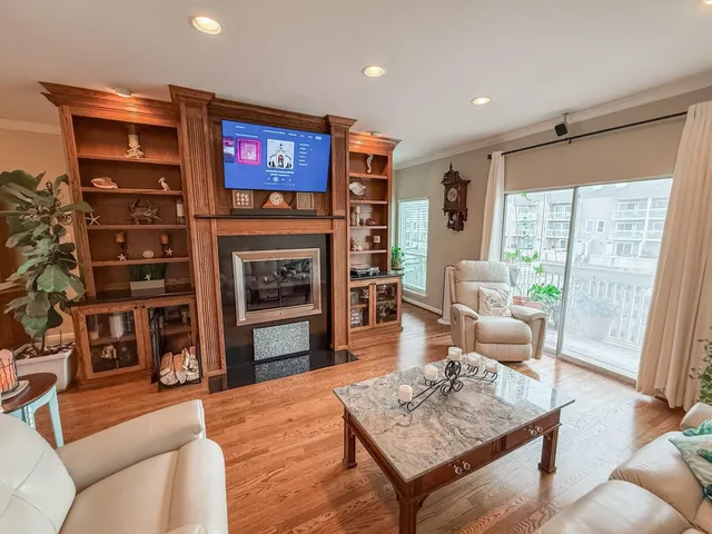 $2,400 | 4749 East NASA Parkway, Unit 57, Seabrook, TX 77586