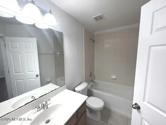 $1,800 | 1611 Landau Road, Jacksonville, FL 32225