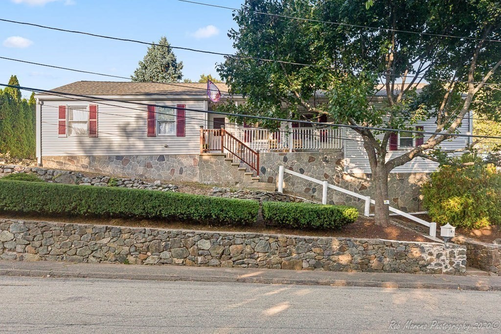 6 Mooney Road Salem, MA 01970 - Photo 2 of 23 Gallery Image 2