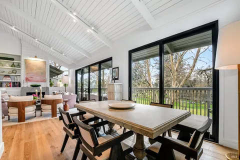 $2,700,000 | 350 Deer Hollow Drive, Napa, CA 94558