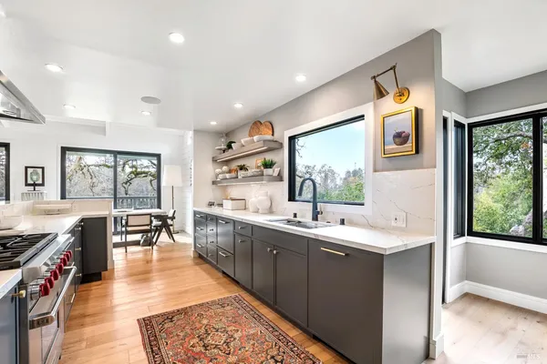 $2,700,000 | 350 Deer Hollow Drive, Napa, CA 94558