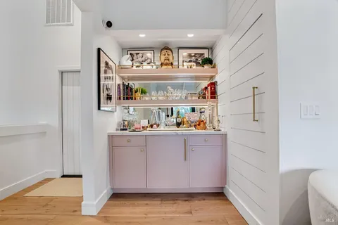 $2,700,000 | 350 Deer Hollow Drive, Napa, CA 94558