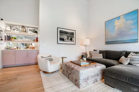 $2,700,000 | 350 Deer Hollow Drive, Napa, CA 94558