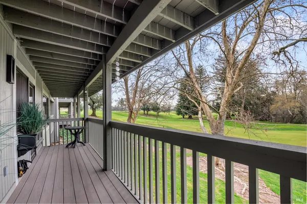 $2,700,000 | 350 Deer Hollow Drive, Napa, CA 94558