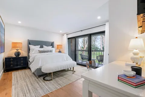 $2,700,000 | 350 Deer Hollow Drive, Napa, CA 94558