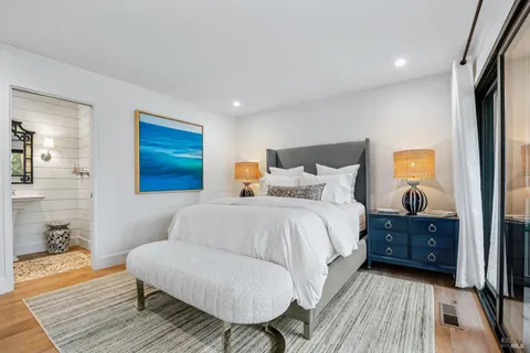 $2,700,000 | 350 Deer Hollow Drive, Napa, CA 94558