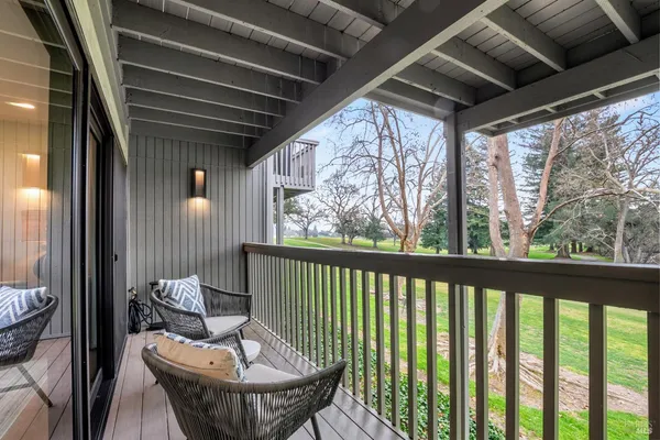 $2,700,000 | 350 Deer Hollow Drive, Napa, CA 94558