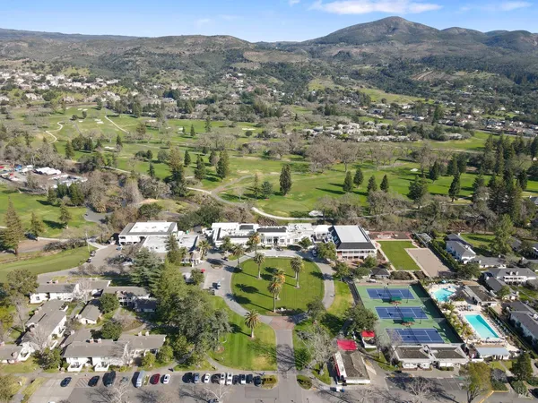 $2,700,000 | 350 Deer Hollow Drive, Napa, CA 94558