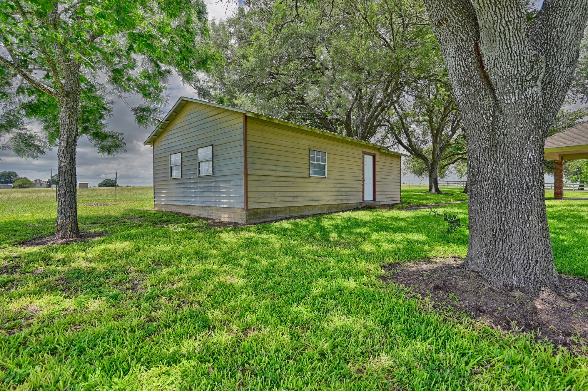 1552 Holub Road Schulenburg, TX 78956 - Photo 28 of 45 metal roofed workshop/barn/she-shed/mancave