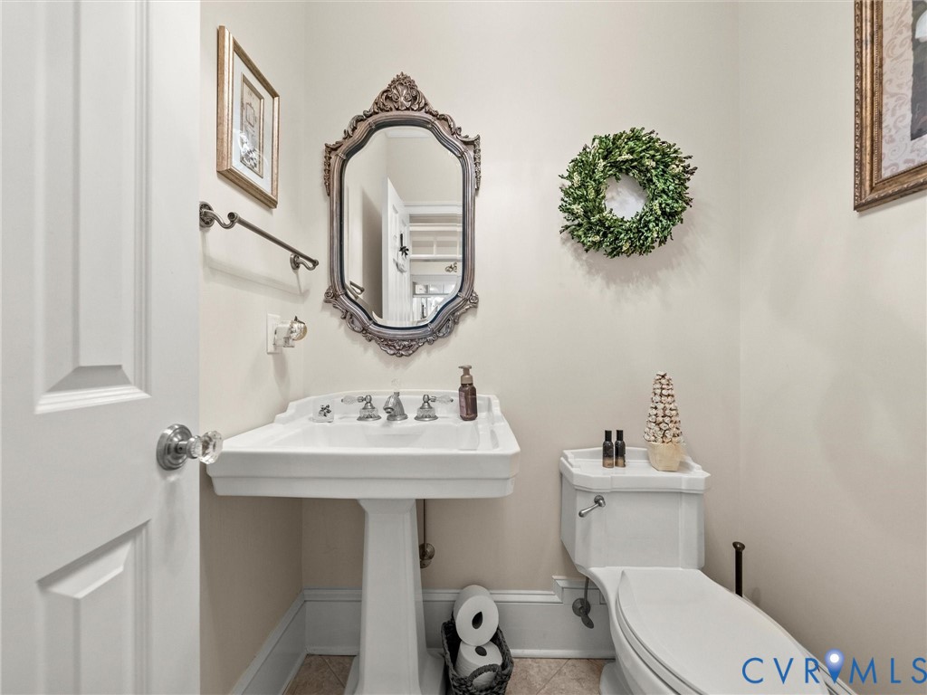 24200 Pear Orchard Road Moseley, VA 23120 - Photo 63 of 66 Half bathroom