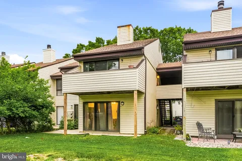 $164,135 | 18 East Daisy Lane, Unit A, Mount Laurel, NJ 08054