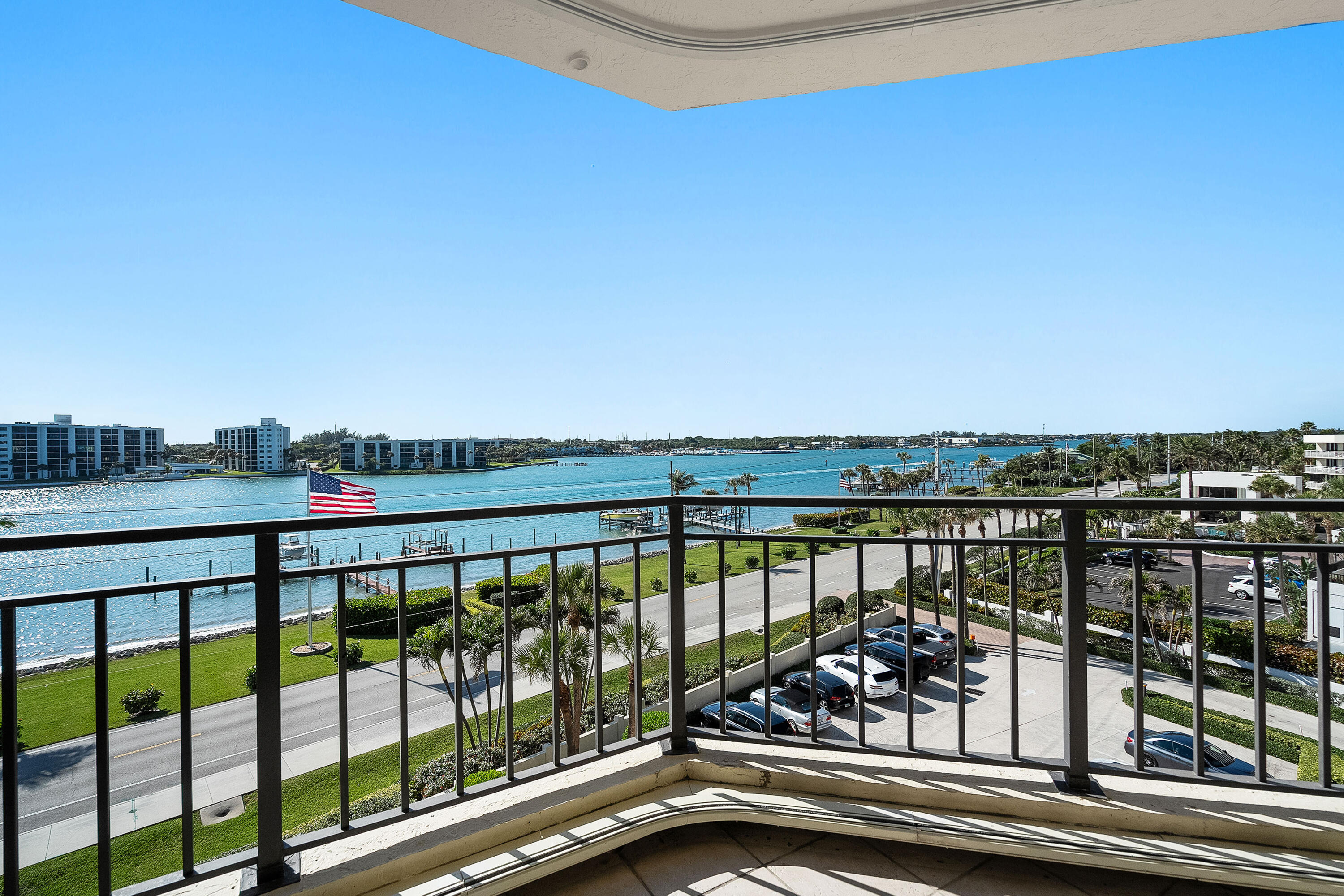 19850 South Beach Road, Unit 5C Jupiter, FL 33469 - Photo 31 of 38 Balcony