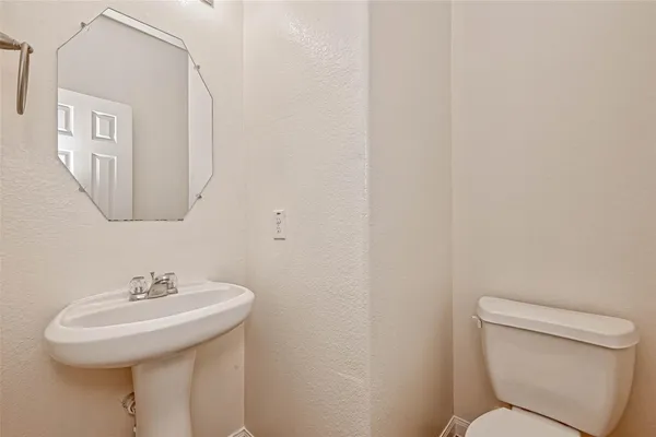 $2,350 | 20555 Bonds Creek Lane, Spring, TX 77388