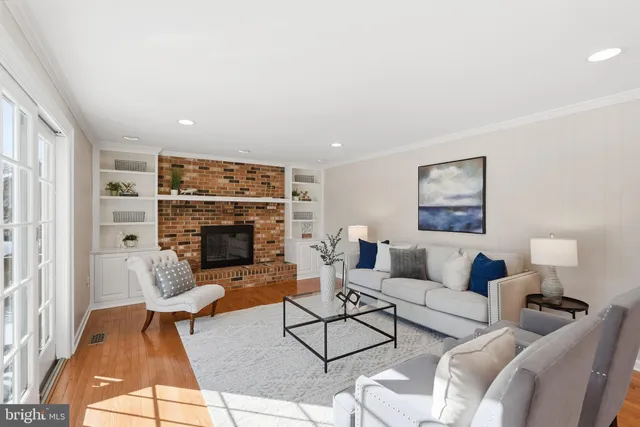 $785,000 | 4620 Thornhurst Drive, Olney, MD 20832