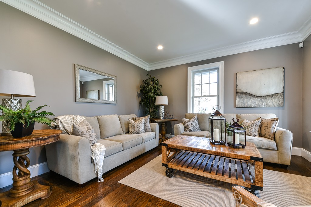16 Hamilton Road Wellesley, MA 02482 - Photo 3 of 30