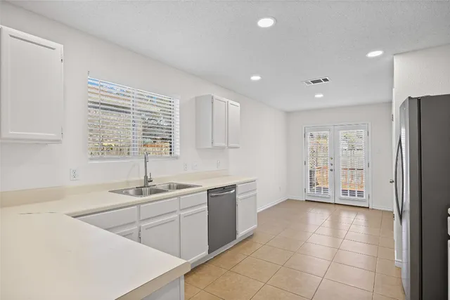 $2,300 | 806 Calico Drive, Austin, TX 78748