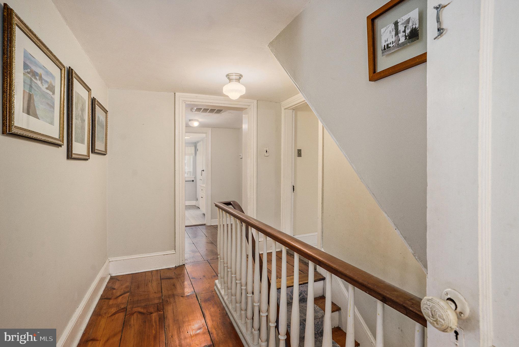1550 Conestoga Road Chester Springs, PA 19425 - Photo 30 of 65 2nd Floor hallway