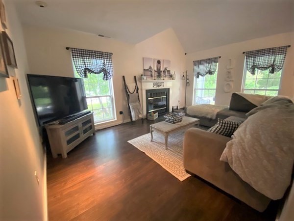 3 Payn Road Foxboro, MA 02035 - Photo 5 of 42 Gallery Image 5