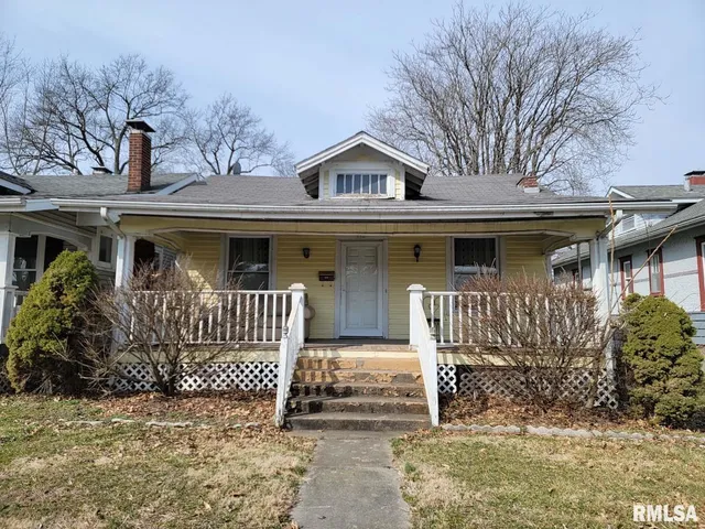 $49,900 | 334 South Lincoln Boulevard, Centralia, IL 62801