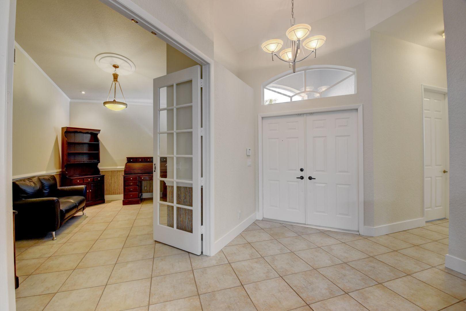 6523 Colomera Drive Boca Raton, FL 33433 - Photo 6 of 20 Costa Brava - Entrance inside