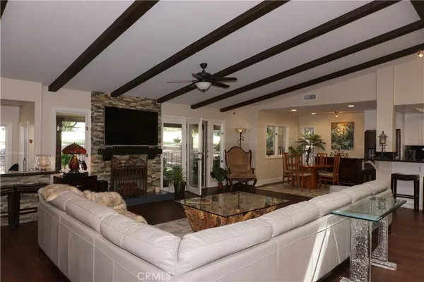 $824,900 | 38220 Oaktree Loop, Murrieta, CA 92562