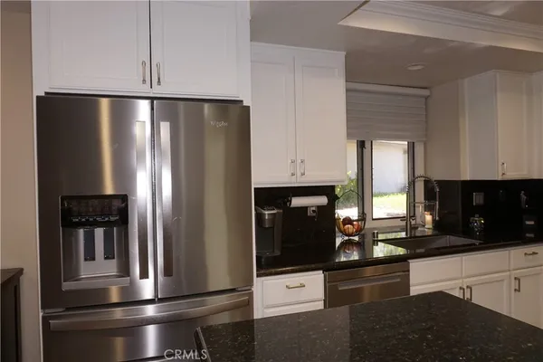 $824,900 | 38220 Oaktree Loop, Murrieta, CA 92562