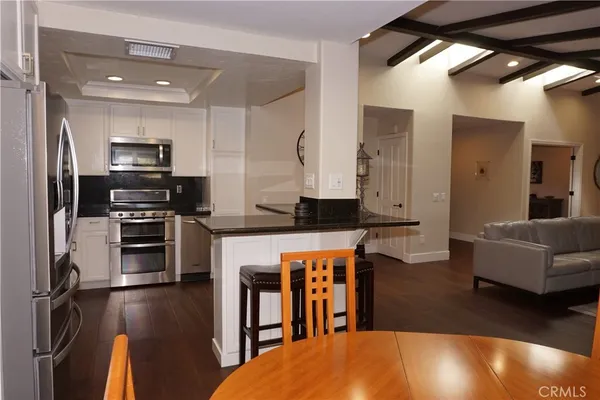 $824,900 | 38220 Oaktree Loop, Murrieta, CA 92562