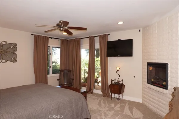 $824,900 | 38220 Oaktree Loop, Murrieta, CA 92562