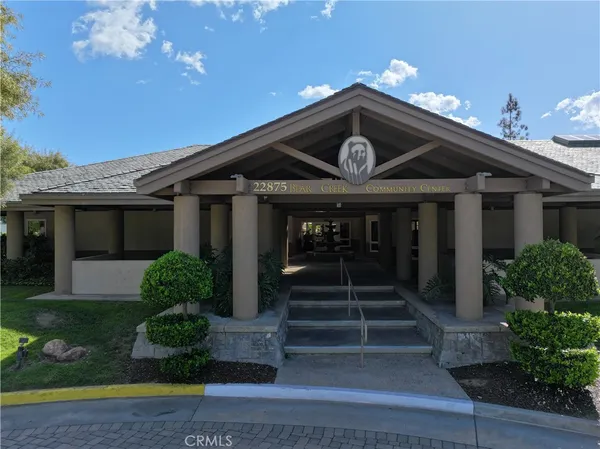 $824,900 | 38220 Oaktree Loop, Murrieta, CA 92562