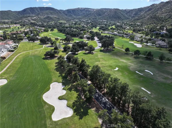 $824,900 | 38220 Oaktree Loop, Murrieta, CA 92562