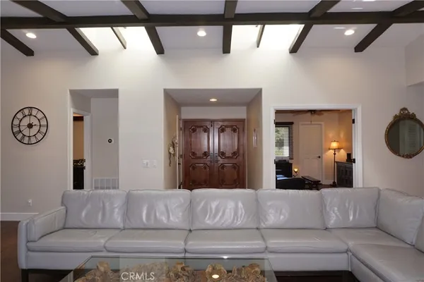 $824,900 | 38220 Oaktree Loop, Murrieta, CA 92562