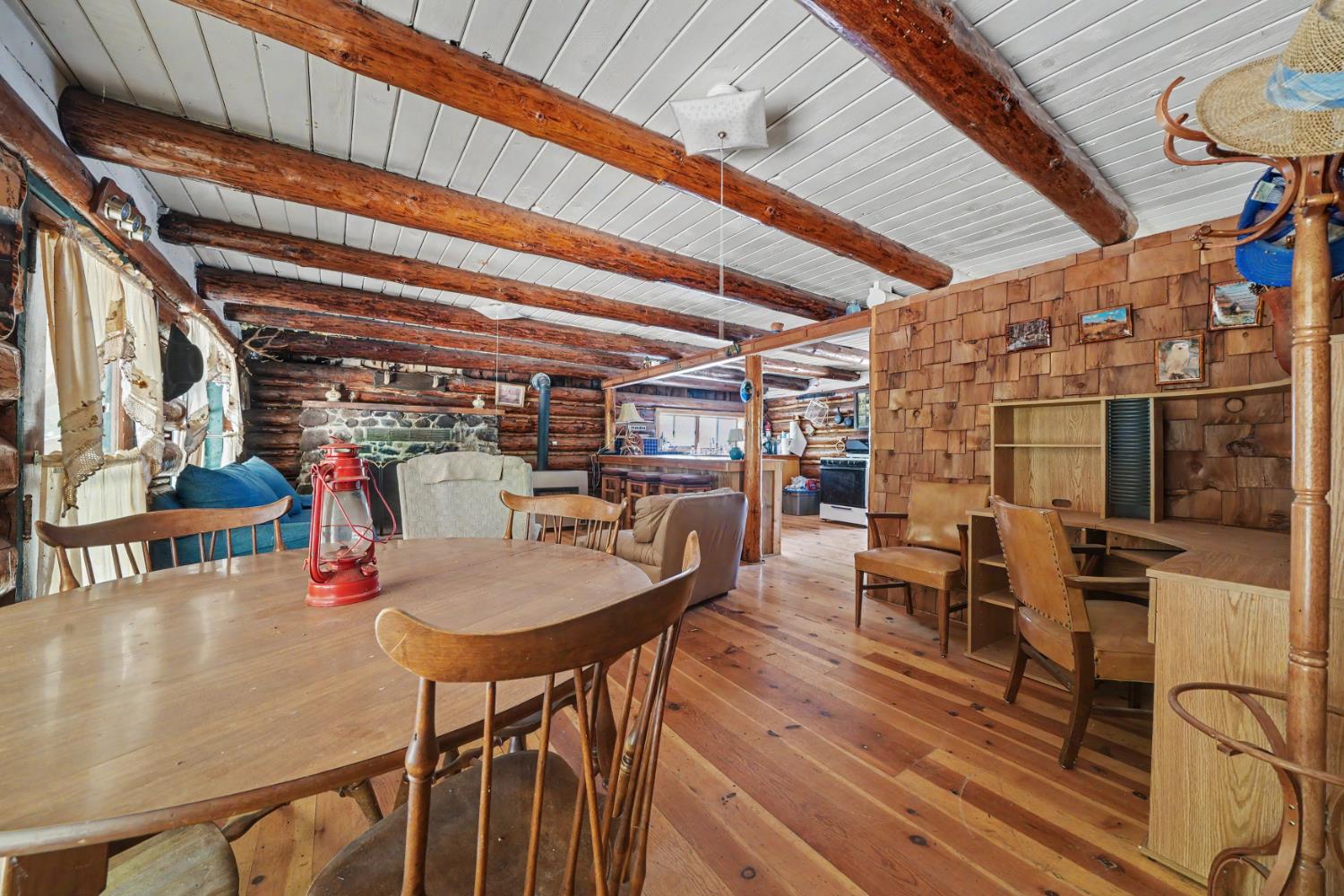 15736 Armstrong Road Mountain Ranch, CA 95246 - Photo 17 of 99 Gallery Image 17