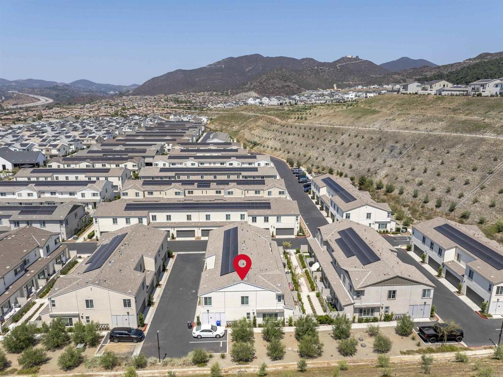 35103 Vine Place Fallbrook, CA 92028 - Photo 38 of 42 a view of city with ocean