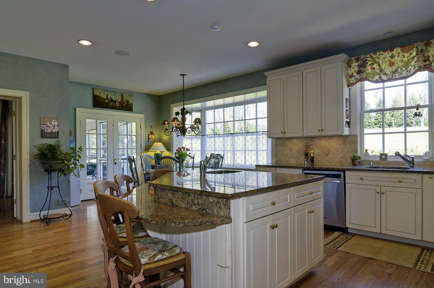 330 Springbrook Drive Silver Spring, MD 20904 - Photo 11 of 30 Kitchen