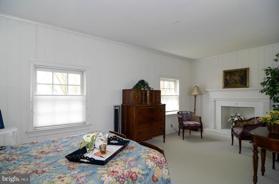 330 Springbrook Drive Silver Spring, MD 20904 - Photo 15 of 30 Guest Quarters
