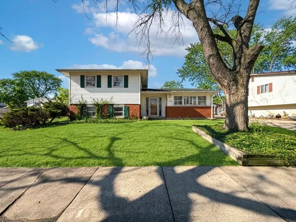 $219,898 | 126 Indiana Street, Park Forest, IL 60466