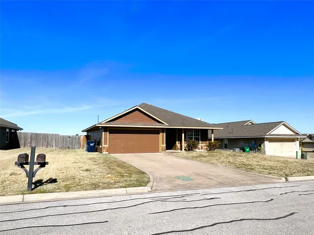 $1,700 | 407 Laney Street, Brenham, TX 77833