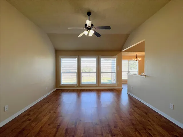 $1,700 | 407 Laney Street, Brenham, TX 77833