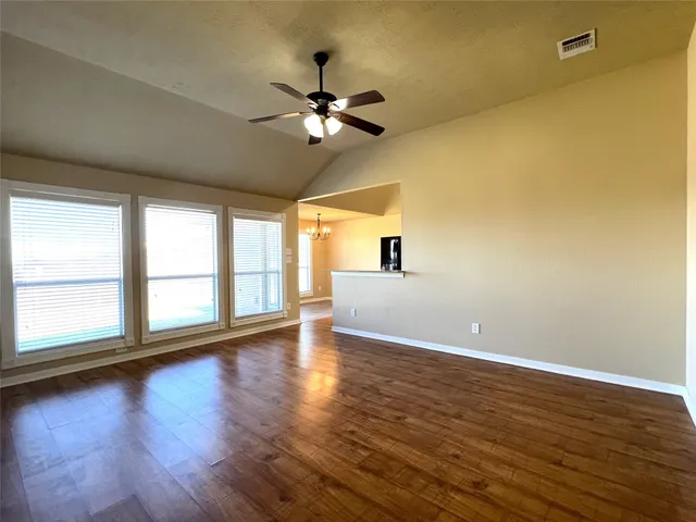 $1,700 | 407 Laney Street, Brenham, TX 77833