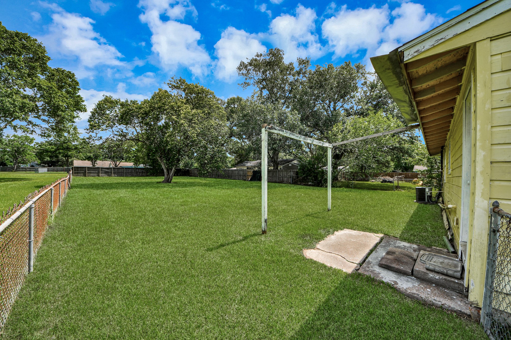1909 Brooks Avenue Rosenberg, TX 77471 - Photo 39 of 45
