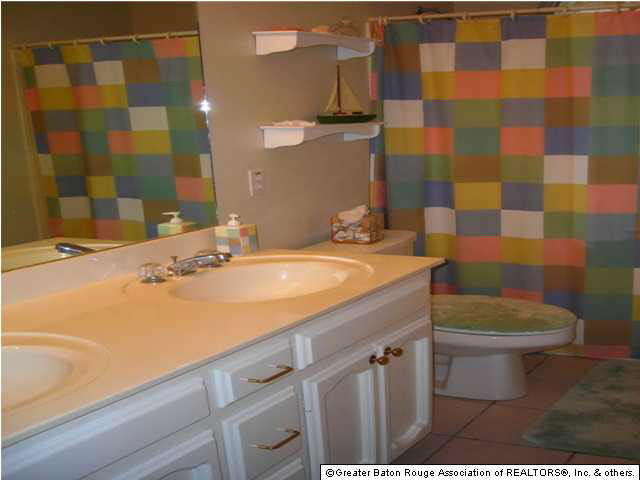 11152 Paddock Avenue Baton Rouge, LA 70816 - Photo 6 of 12 Gallery Image 6