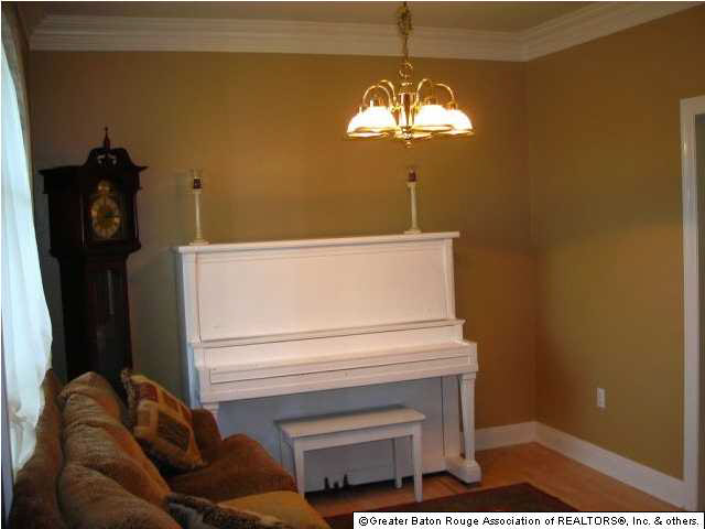 11152 Paddock Avenue Baton Rouge, LA 70816 - Photo 8 of 12 Gallery Image 8