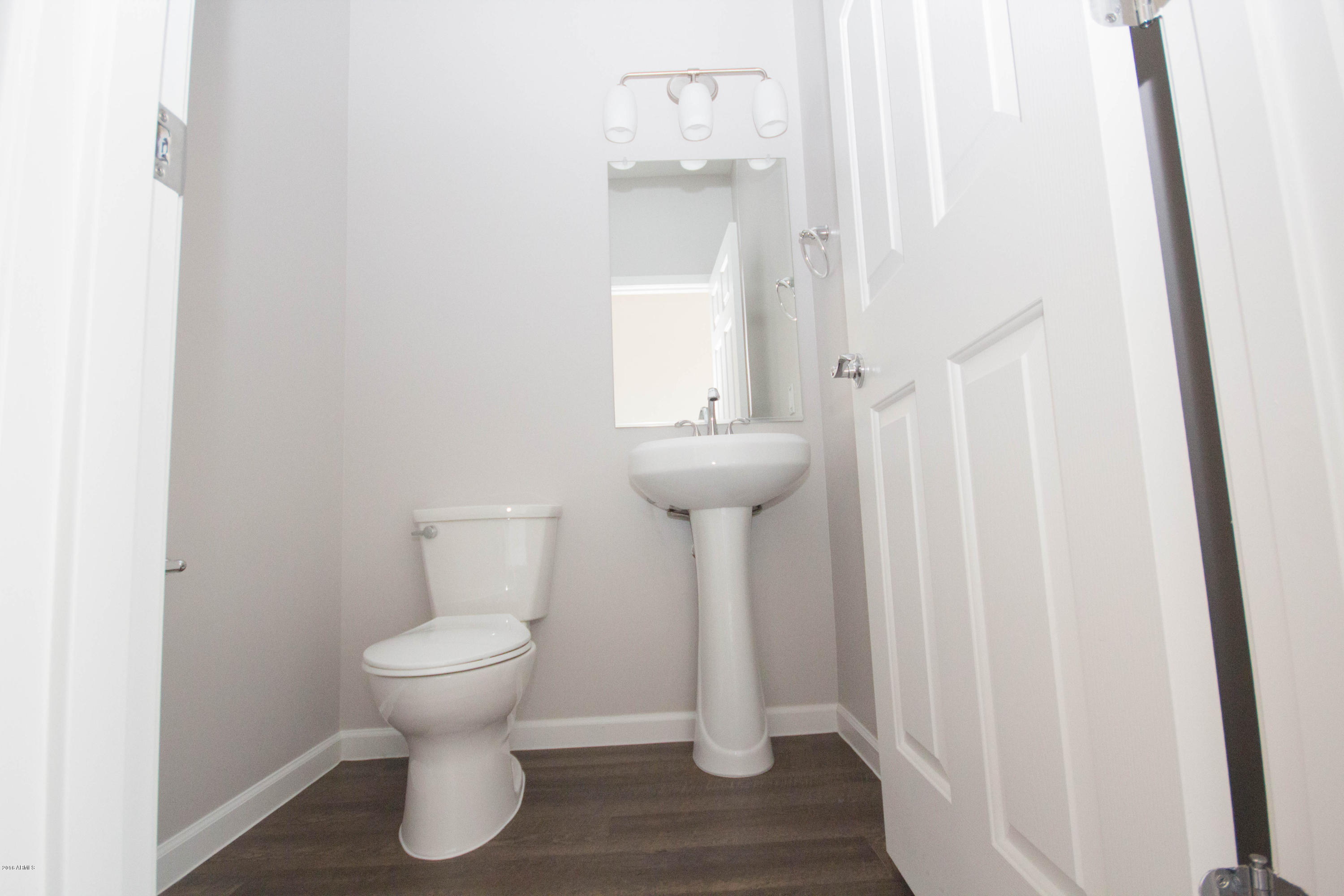1730 East Ocotillo Road Phoenix, AZ 85016 - Photo 6 of 26 Powder Room - 1st Floor