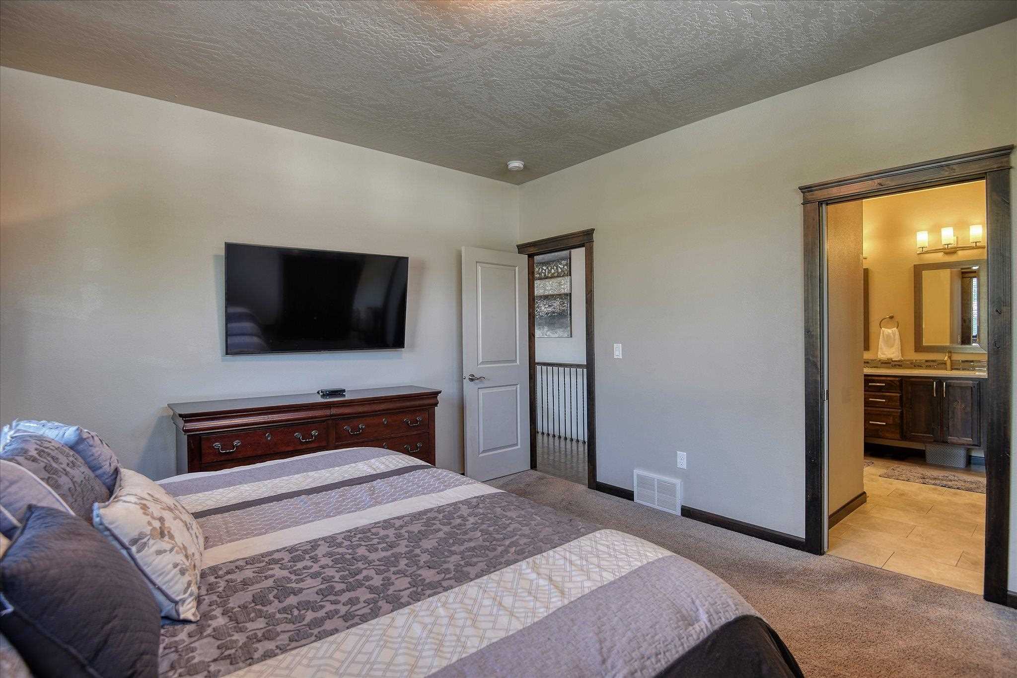 2008 West Cascade Way Spokane, WA 99208 - Photo 17 of 48 Gallery Image 17