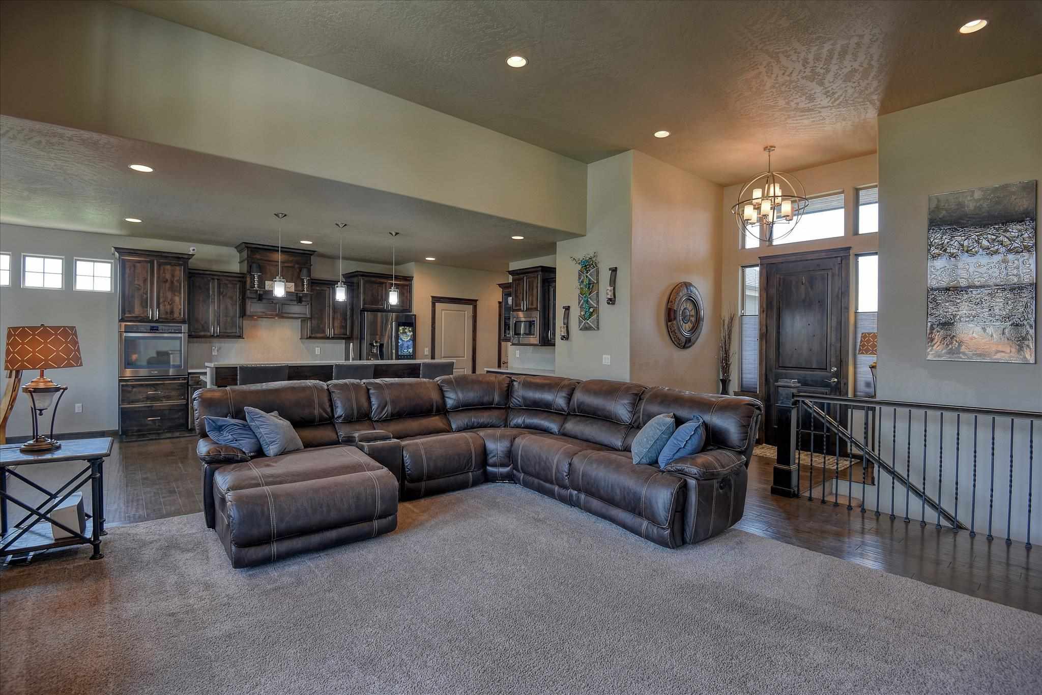 2008 West Cascade Way Spokane, WA 99208 - Photo 6 of 48 Gallery Image 6