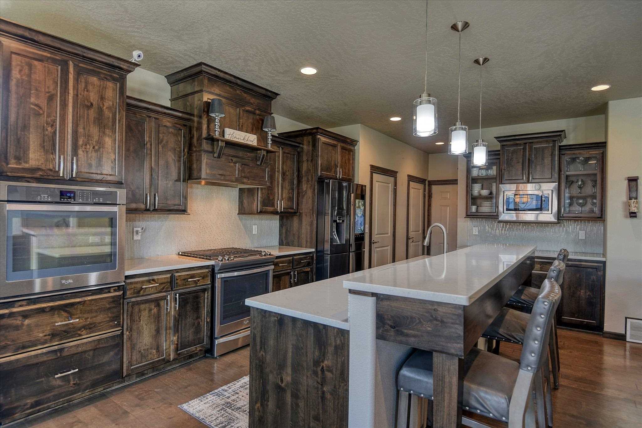 2008 West Cascade Way Spokane, WA 99208 - Photo 9 of 48 Gallery Image 9