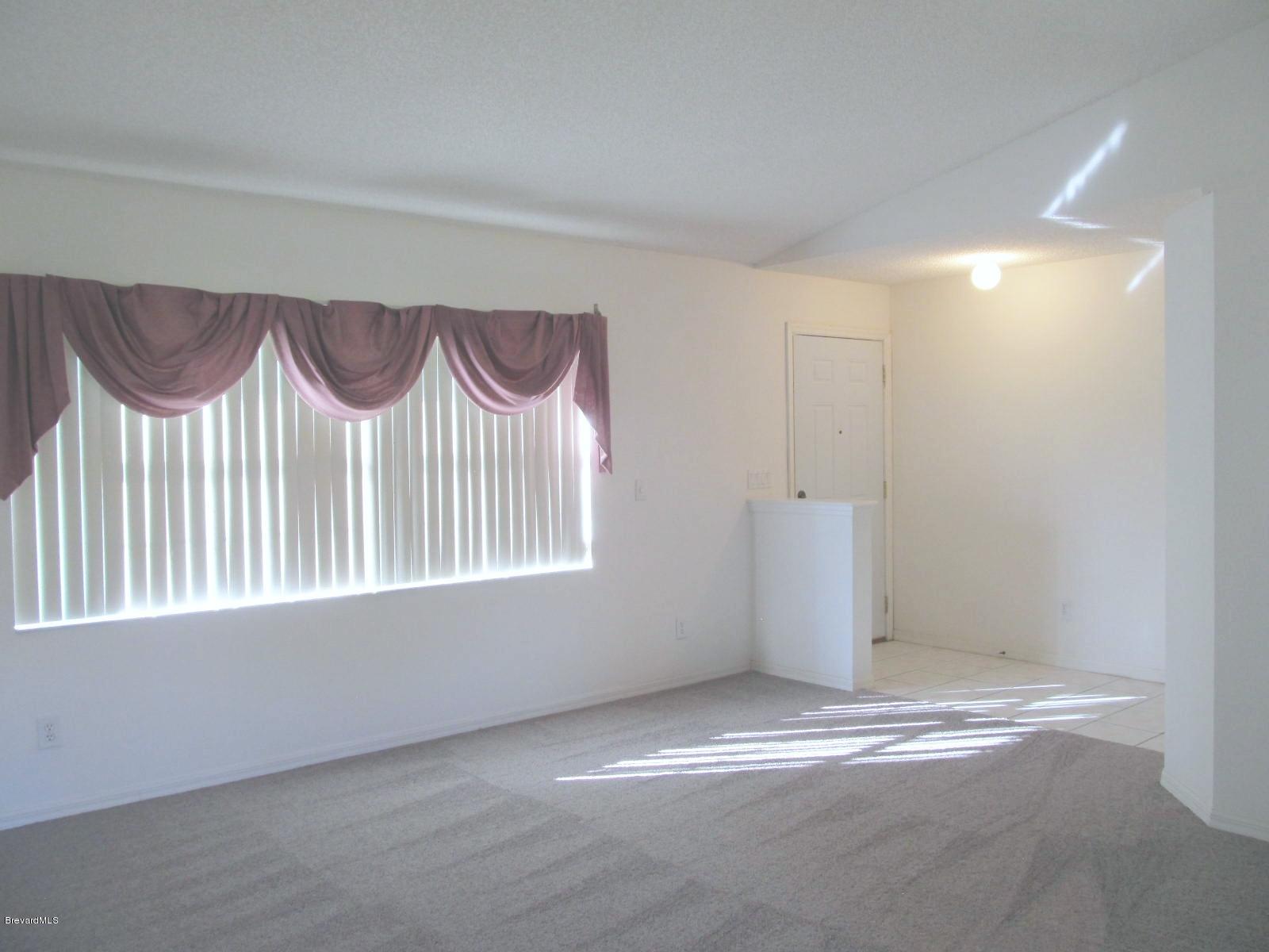 198 Twin Lakes Road Melbourne, FL 32901 - Photo 5 of 26 Living Room View #2